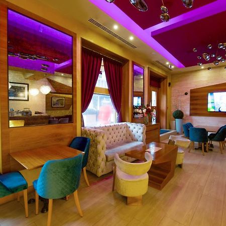 Hotel City Savoy Belgrado Esterno foto
